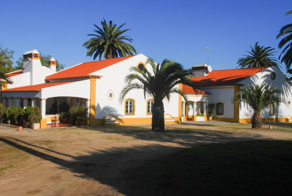 Herdade Da Samarra Hotell Viana do Alentejo Eksteriør bilde